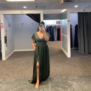 Selling this brand new, never worn (only tried on) David’s Bridal dress!